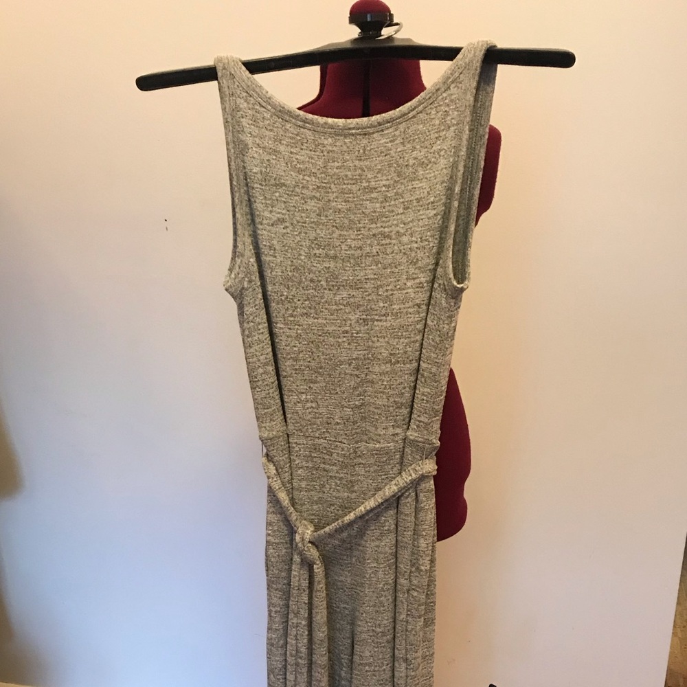 Gap Sleeveless Grey Jumpsuit w/ wide leg + pockets